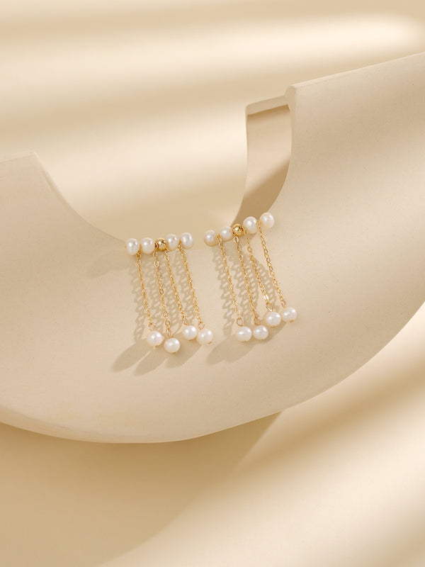 The Natural Freshwater Pearl with S925 Silvery Earrings